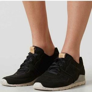 UGG Tie Casual Leather athletic shoes. Size 9
